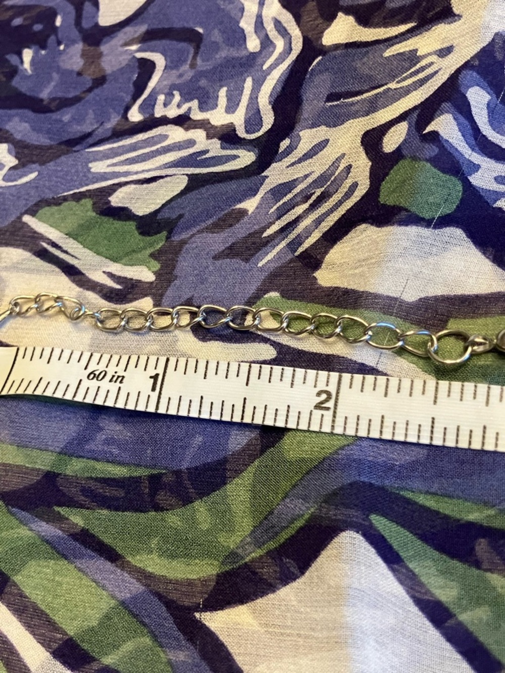 CRYSTAL NECKACE AND MATCHING CLIP EARRINGS - Picture 15 of 16